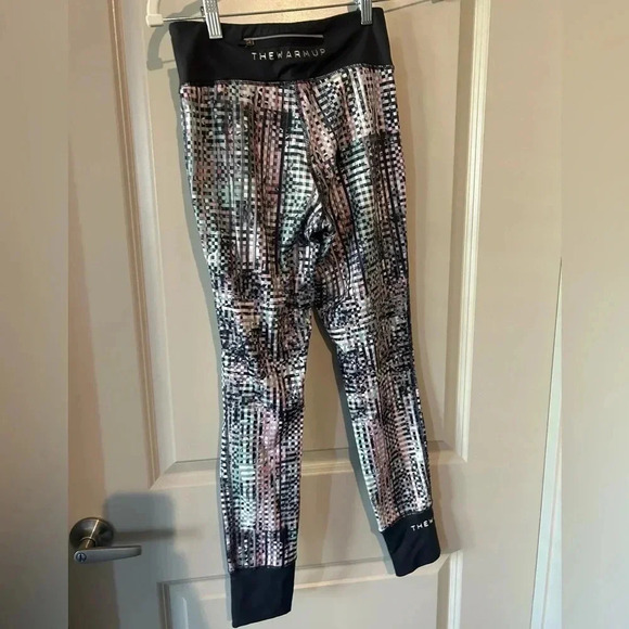 Jessica Simpson 'The Warm Up' Athletic Checker Art leggings - S - Picture 2 of 5